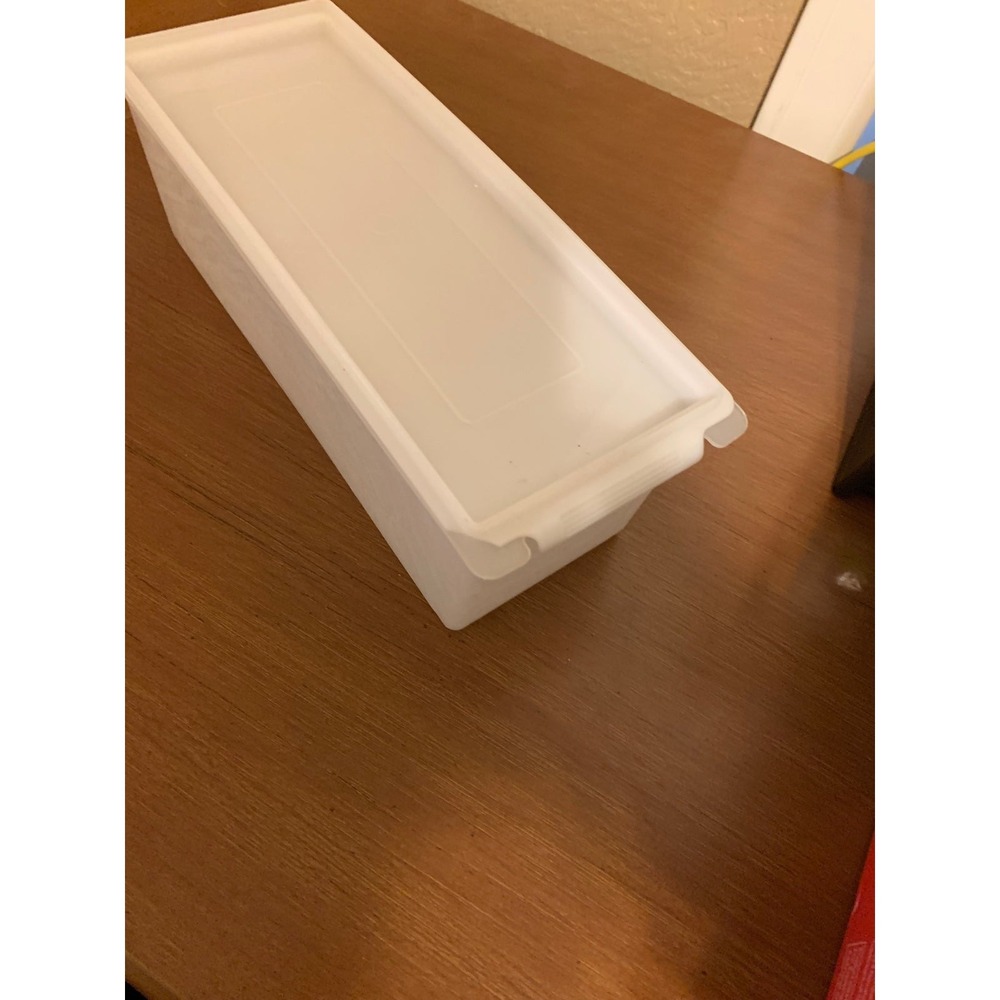 Vintage Tupperware Rectangular Storage Container with Lid - Picture 6 of 6